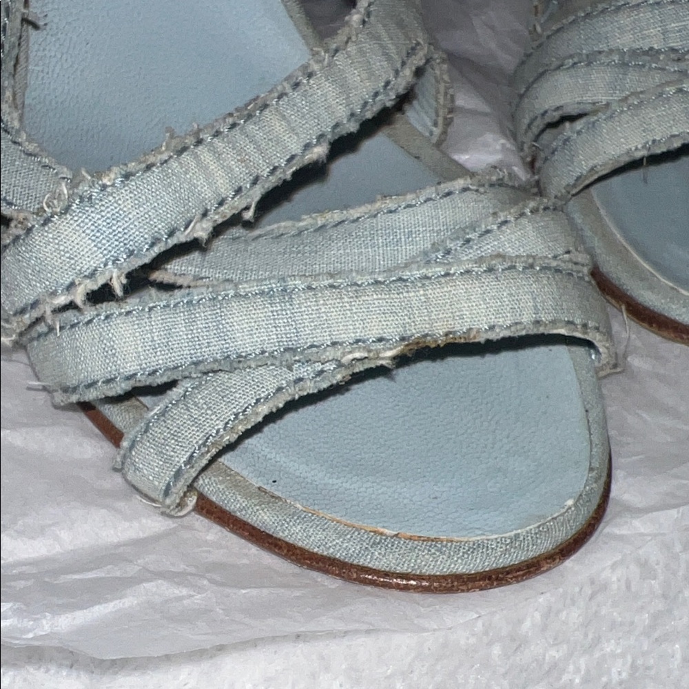 CHANEL Blue Slingback Sandals with Gold-Tone Details - Picture 5 of 16
